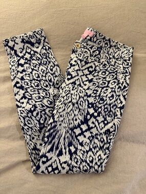 Lilly Pulitzer Navy and White Kelly skinny ankle pants